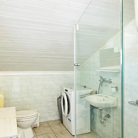 With A Parking Space - 5114 Apartamento Murter
